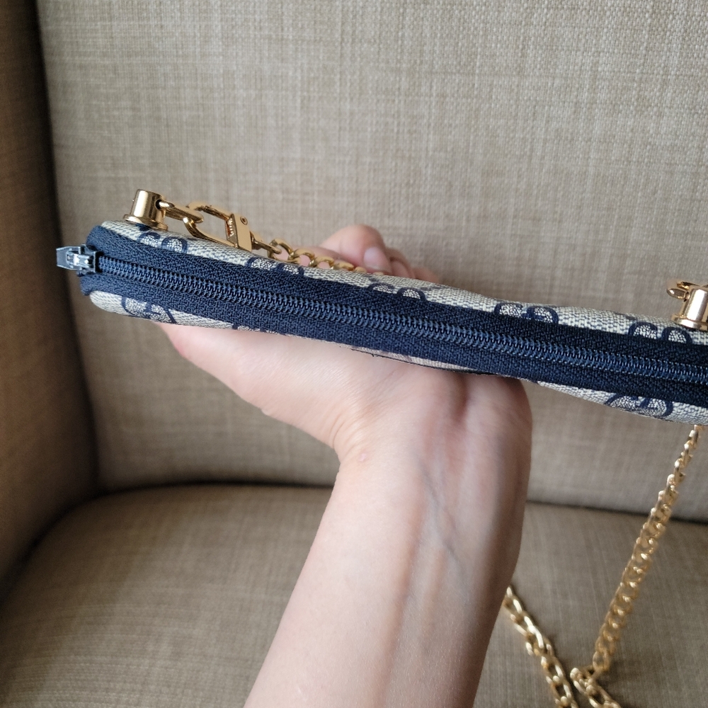 Authentic Gucci vintage GG canvas mini pouch crossbody bag 039.904.8214 (D16) - Picture 8 of 13